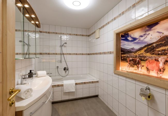 Chalet in Kirchberg in Tirol - Chalet Weinberg Top 2 Chalet in Kirchberg in Tirol - Chalet Weinberg Top 2