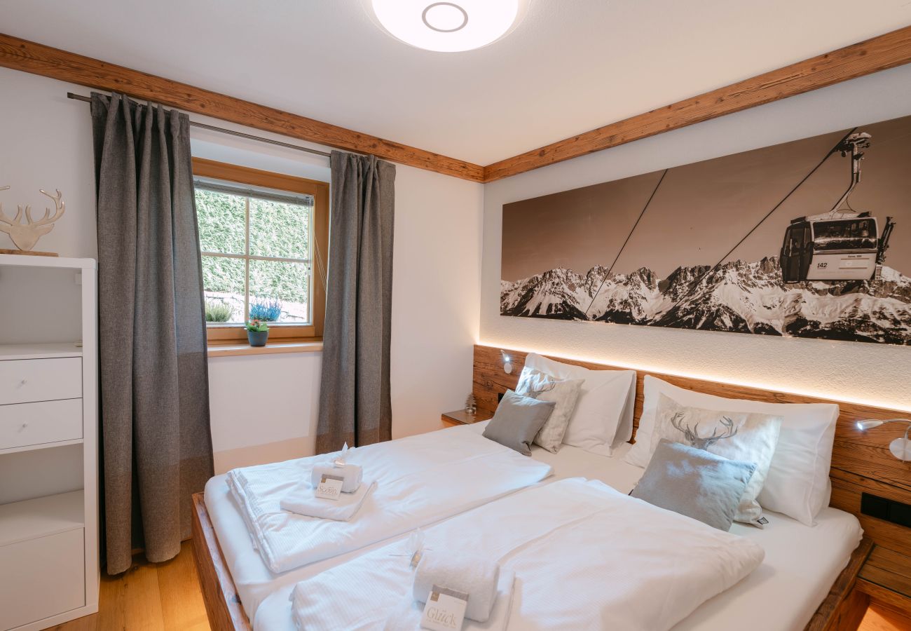 Chalet in Kirchberg in Tirol - Chalet Weinberg Top 2