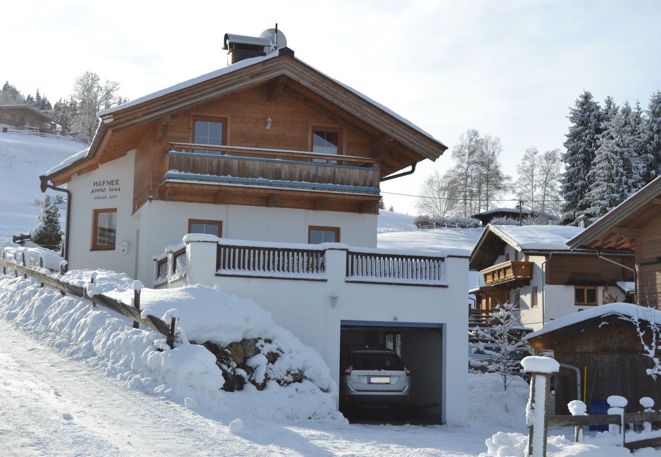 House in Kirchberg in Tirol - Lodge Pengelstein (ski-in/out)