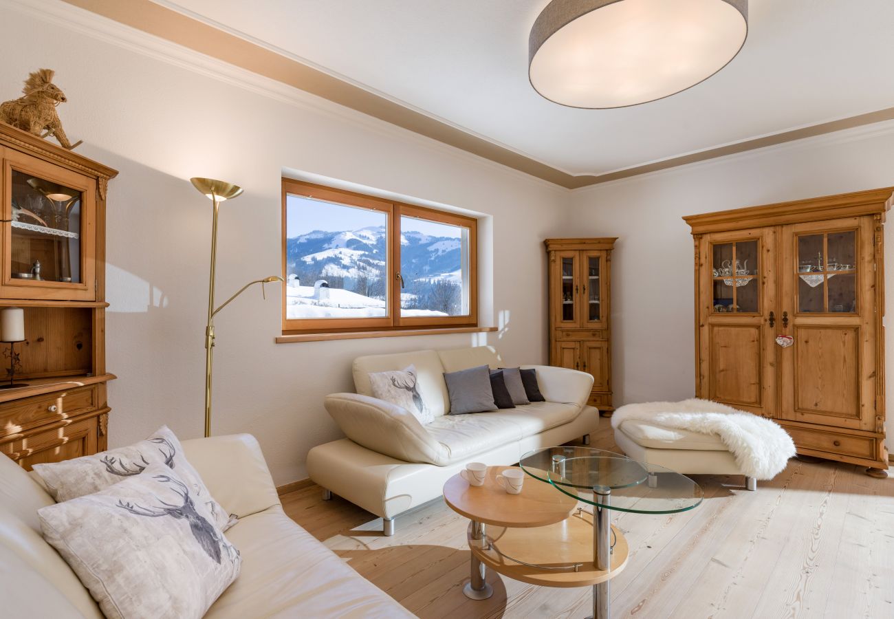 Chalet in Kirchberg in Tirol - Chalet Weinberg Top 1