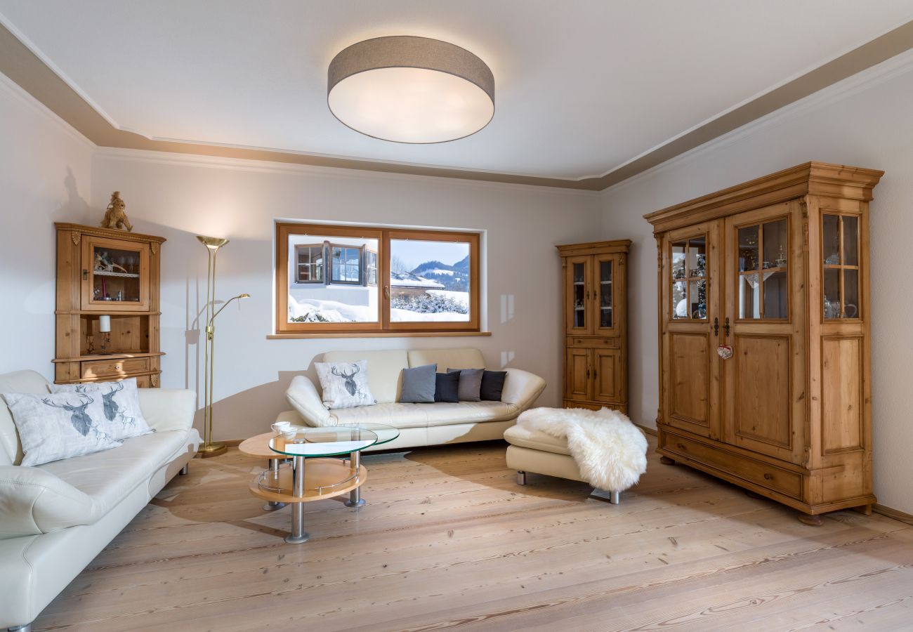 Chalet in Kirchberg in Tirol - Chalet Weinberg Top 1