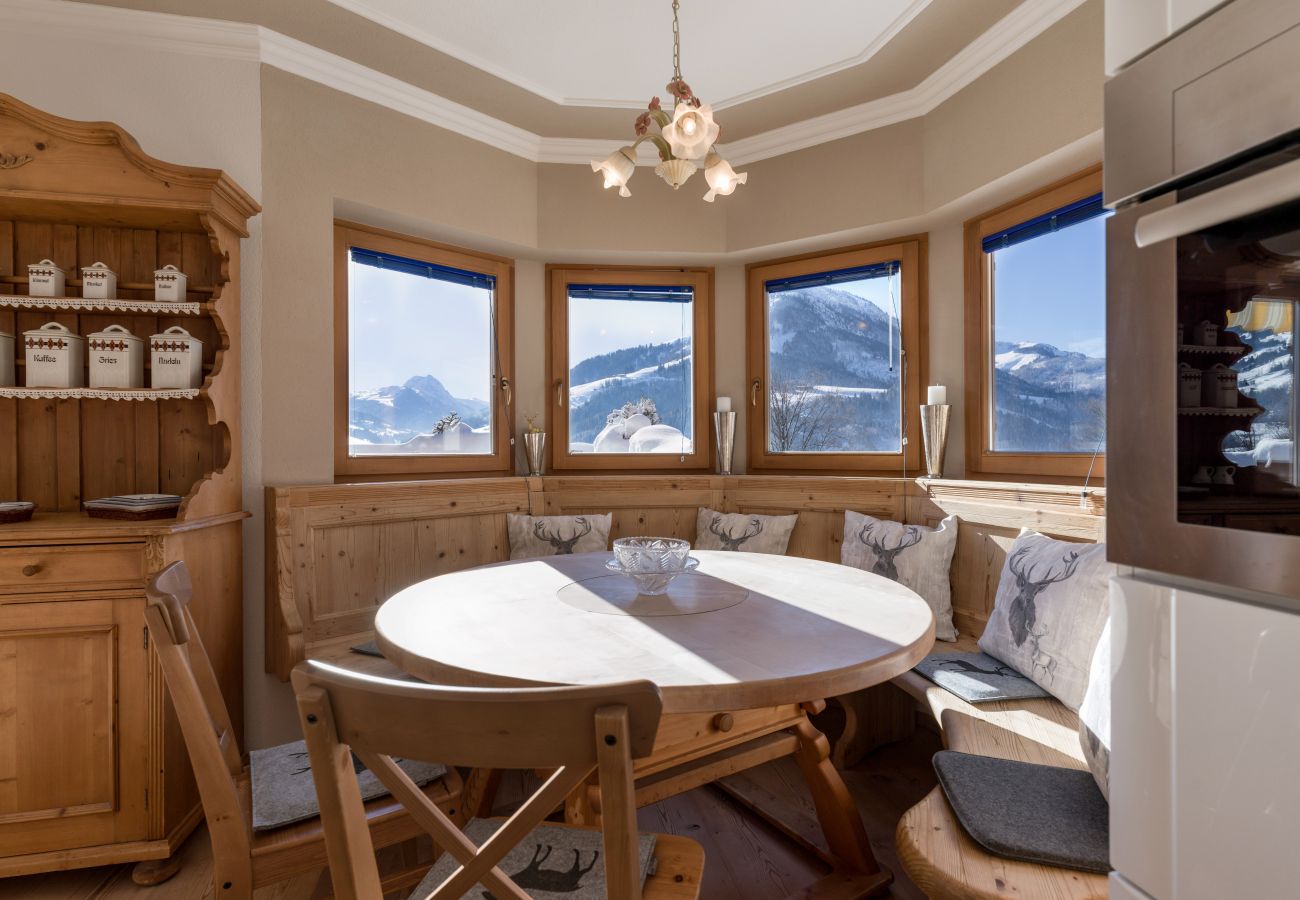 Chalet in Kirchberg in Tirol - Chalet Weinberg Top 1