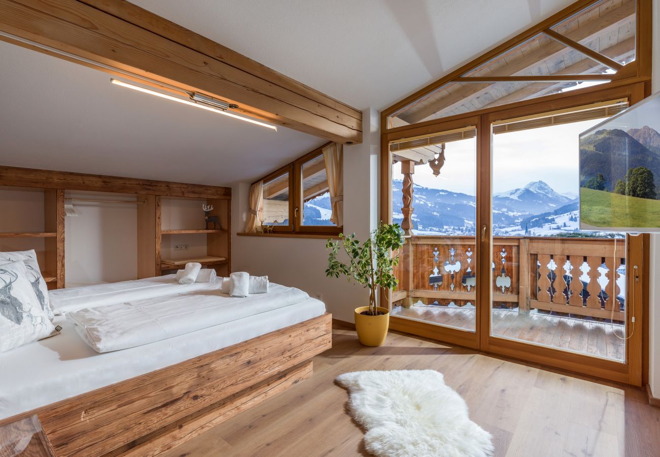 Chalet in Kirchberg in Tirol - Chalet Weinberg Top 1