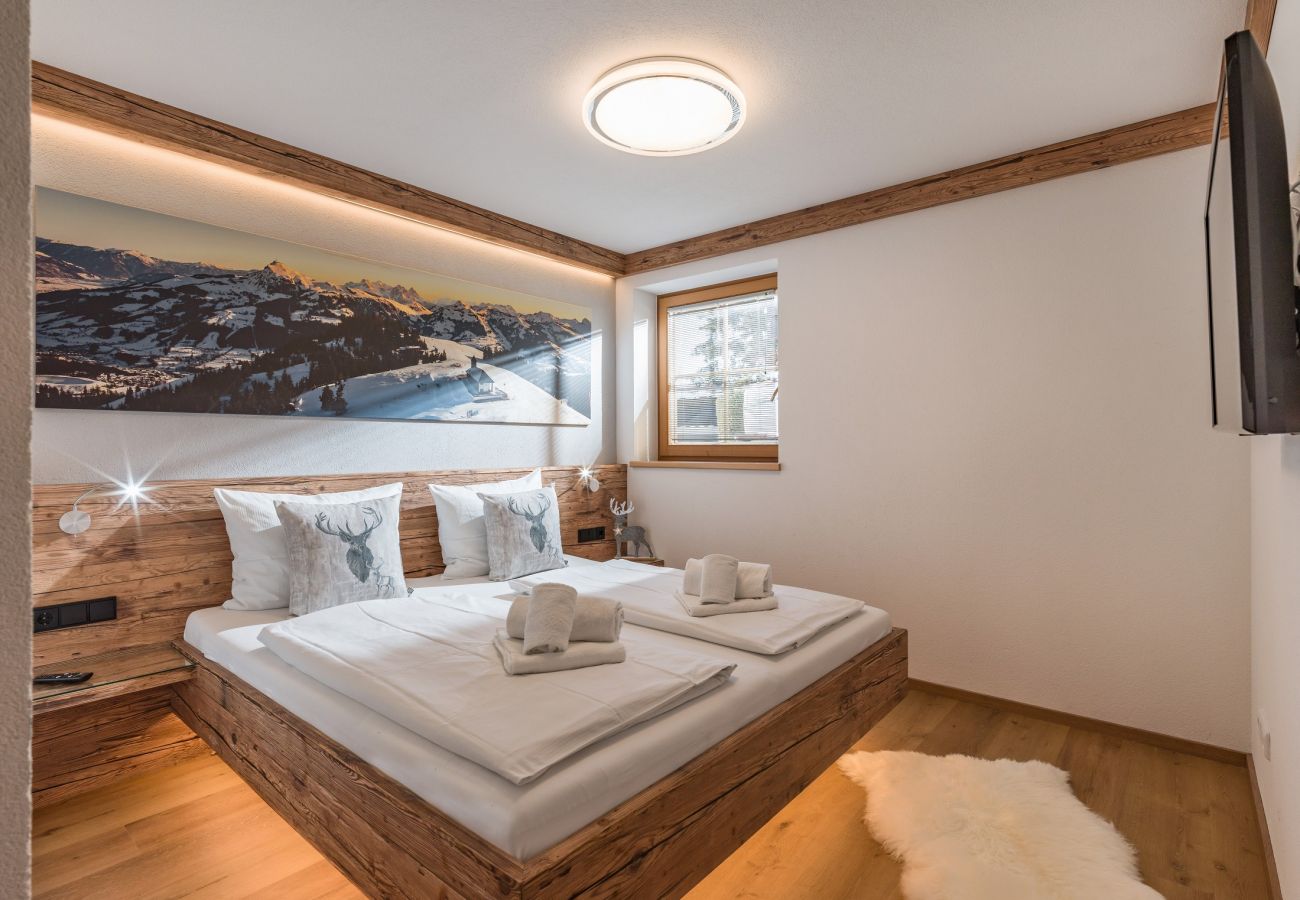 Chalet in Kirchberg in Tirol - Chalet Weinberg Top 2