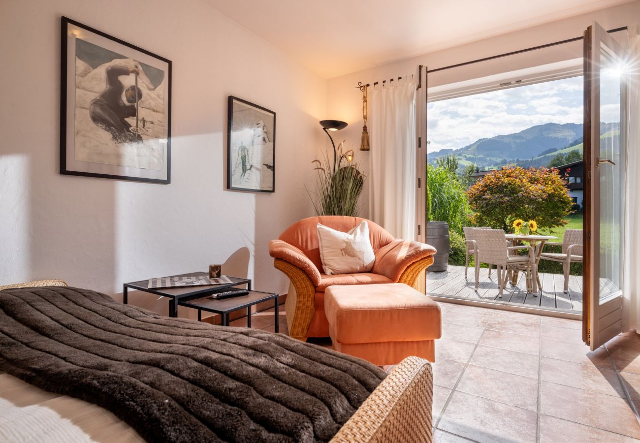 Studio in Kirchberg in Tirol - Bergblick with private sauna
