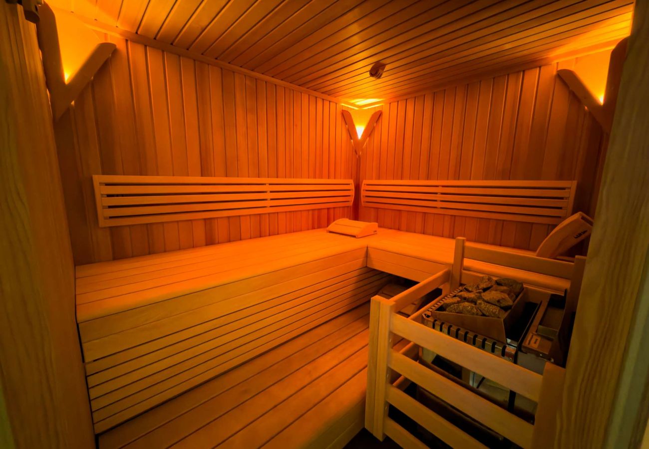 Huis in Reith bei Kitzbühel - Auhäusl with Sauna