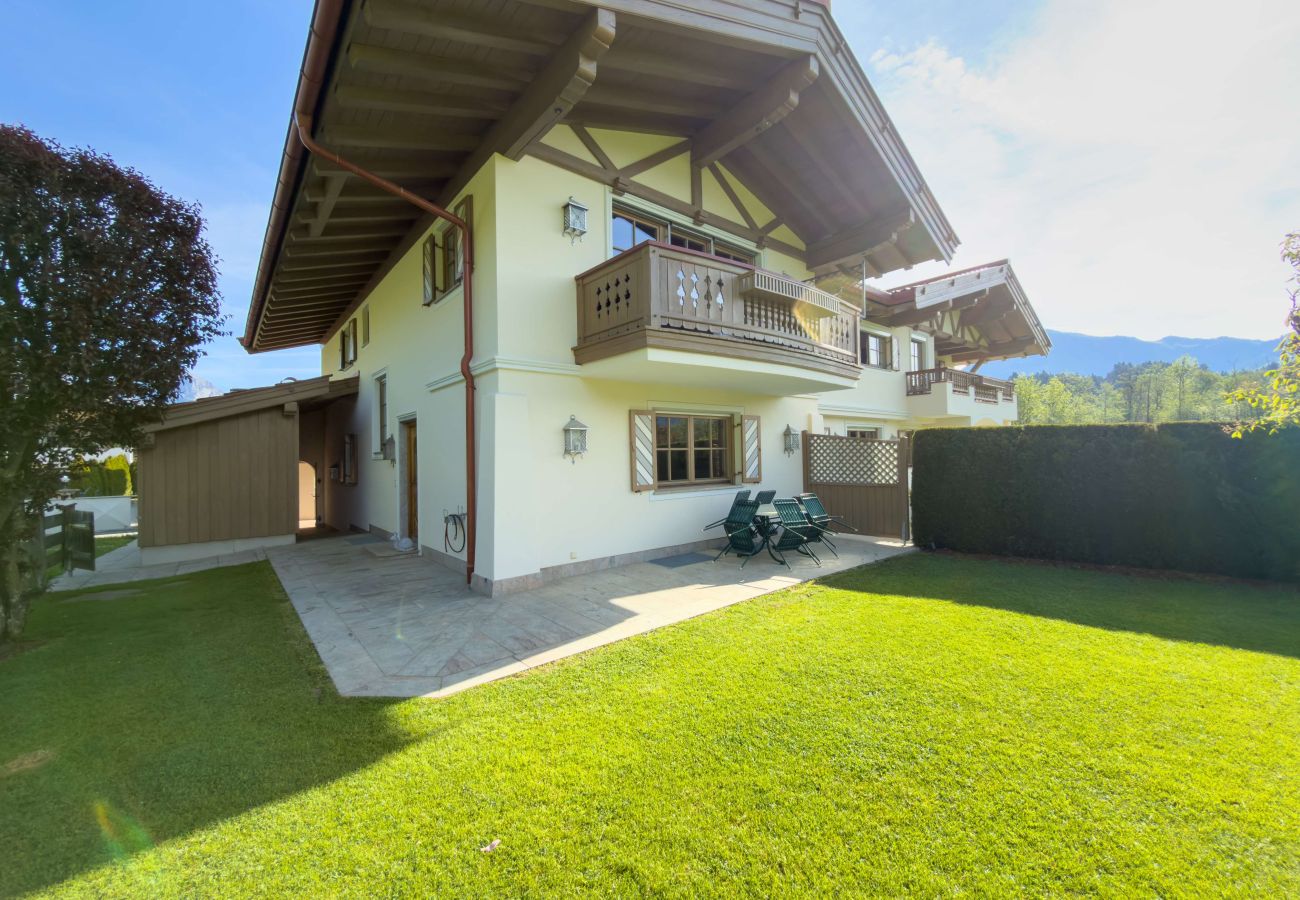 Huis in Reith bei Kitzbühel - Auhäusl with Sauna