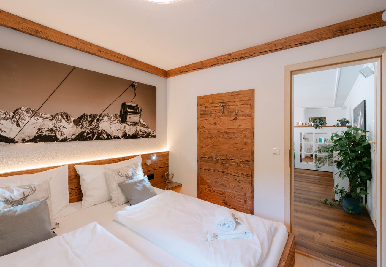 Chalet in Kirchberg in Tirol - Chalet Weinberg Top 2