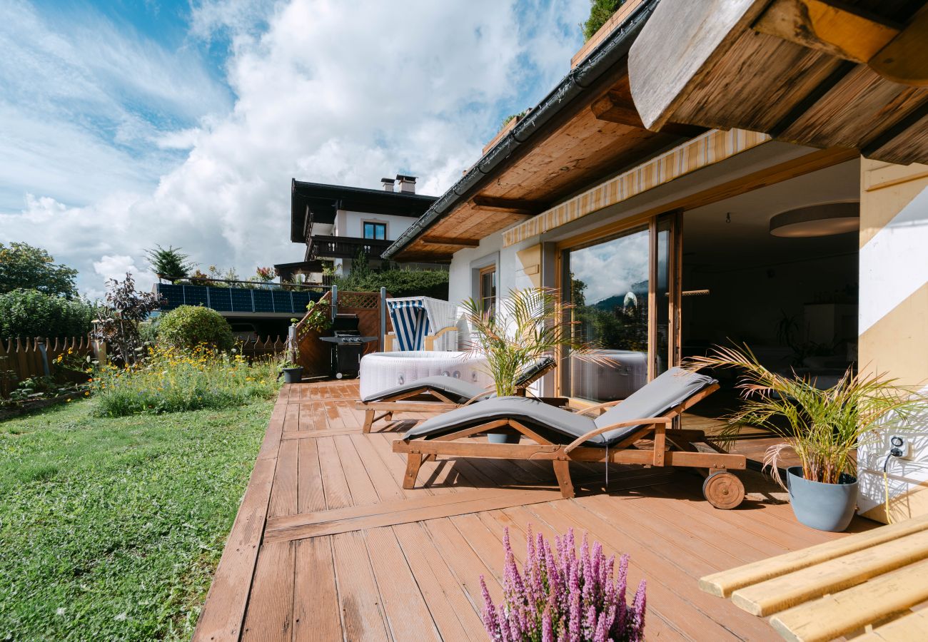 Chalet in Kirchberg in Tirol - Chalet Weinberg Top 2
