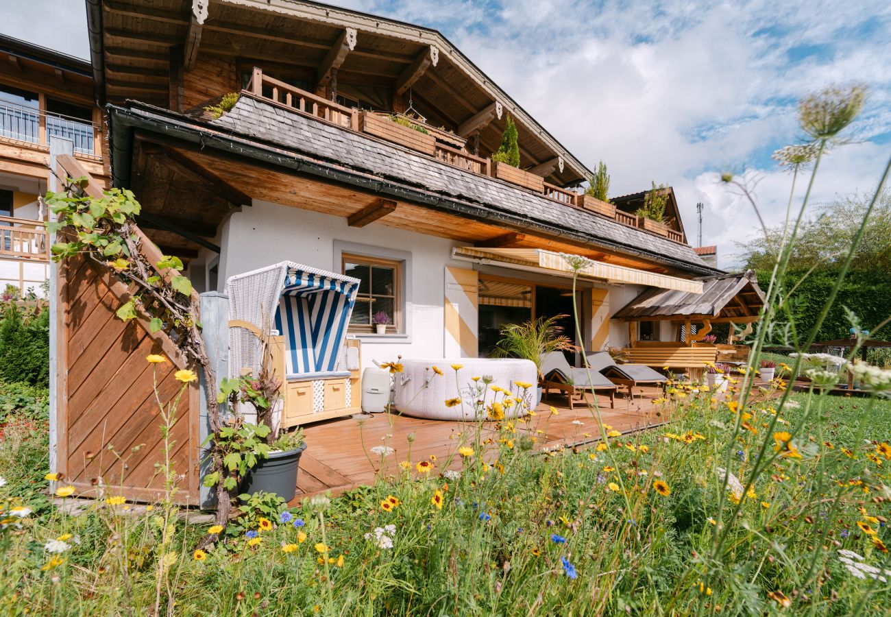 Chalet in Kirchberg in Tirol - Chalet Weinberg Top 2